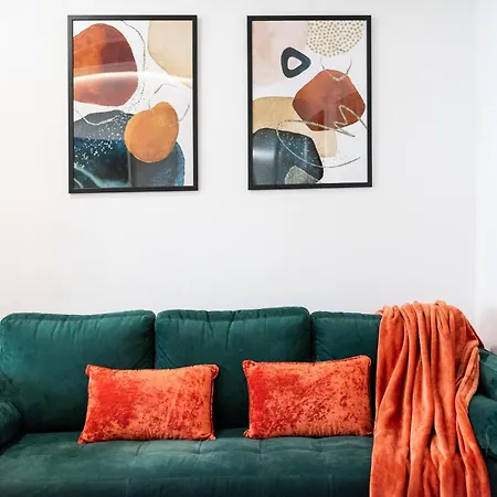 Wekey Homes, Angel Deluxe & Free Parking Apartment *