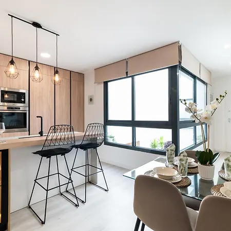 Apartment Wekey Homes, Angel Deluxe & Free Parking *